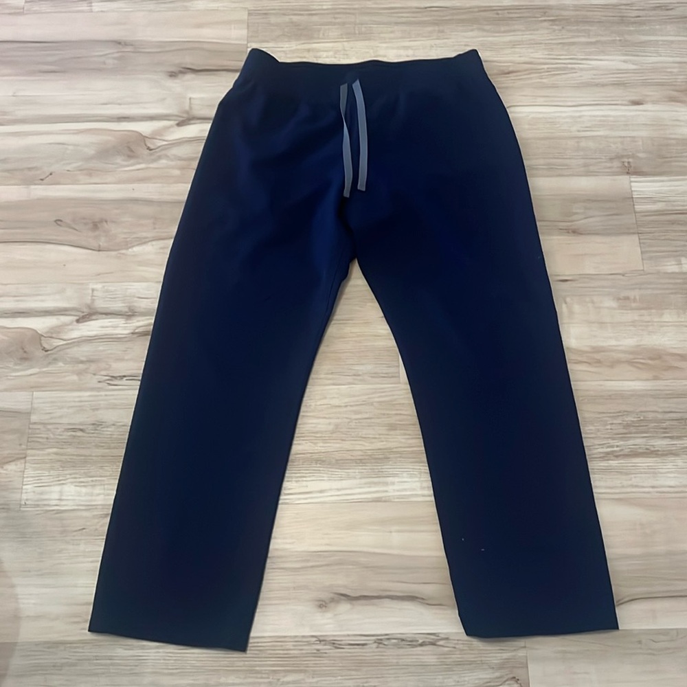 Large Figs, navy blue, great condition